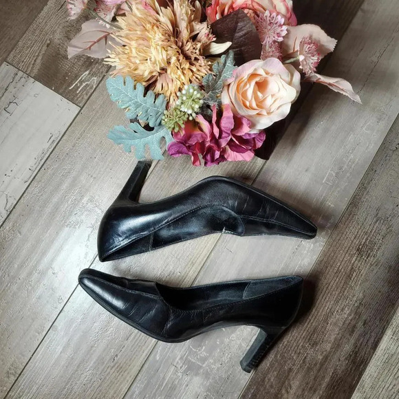 Connie Black Leather Pointy High Heel Classic Pumps US Sz 7M 3" Heel - Picture 6 of 11